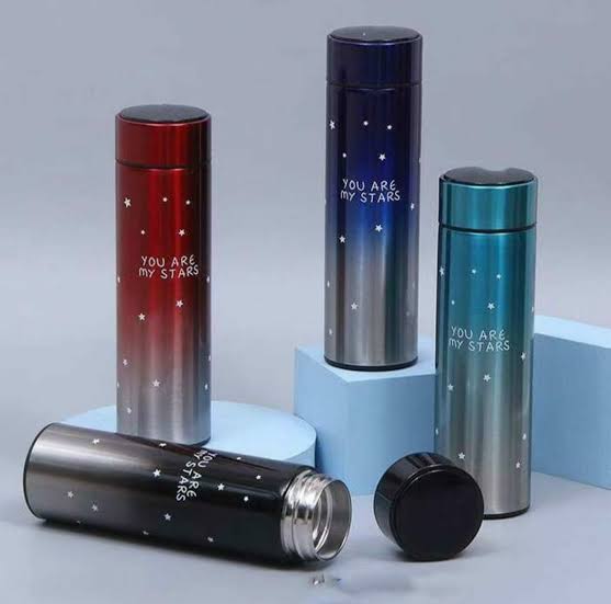 Star Temperature Vacuum Flask – 650ml (Mix & Random Colors)